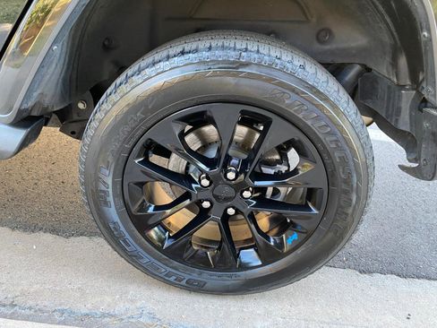 Used 2023 Jeep Wrangler Sahara w/ Cold Weather Group image 25