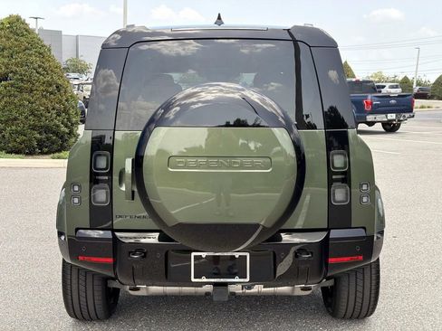New 2026 Land Rover Defender 110 X-Dynamic SE AWD/4WD image 5