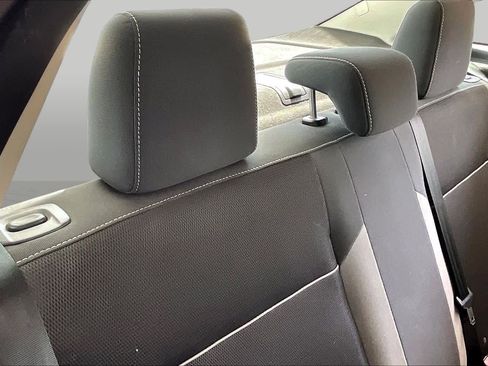 Used 2014 Ford Focus SE FWD image 19