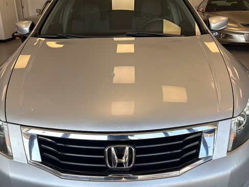 Used 2009 Honda Accord EX image 2