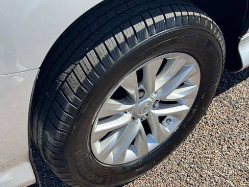 Used 2016 Lexus GX 460 w/ Premium Package image 20