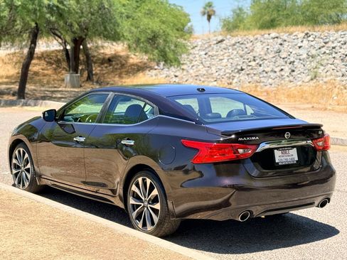 Used 2016 Nissan Maxima SR FWD image 3