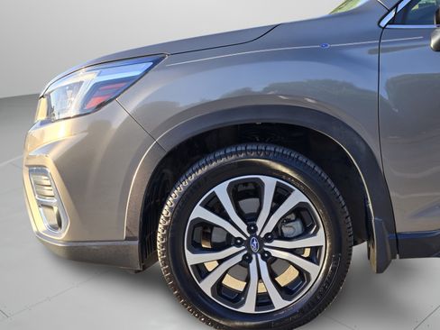 Used 2019 Subaru Forester Limited w/ Popular Package #3 AWD/4WD image 30