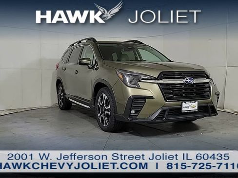 Used 2023 Subaru Ascent Limited AWD/4WD image 2