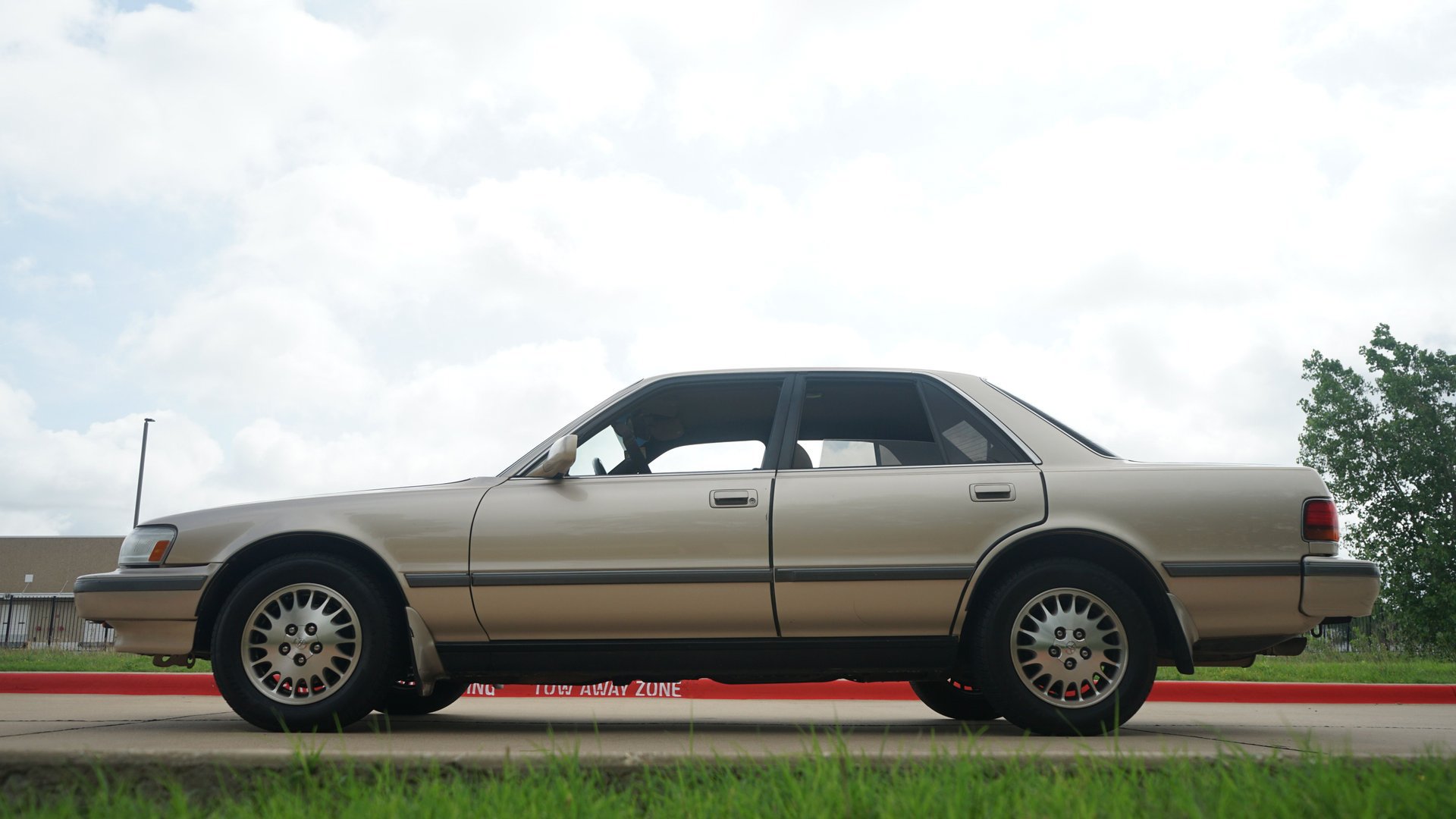 Used 1991 Toyota Cressida RWD image 7