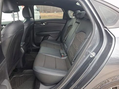 Used 2024 Kia Forte GT-Line image 17