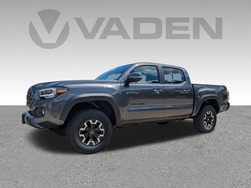 Used 2021 Toyota Tacoma TRD Off-Road AWD/4WD image 2