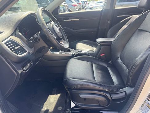 Used 2021 Kia Seltos LX AWD/4WD image 25