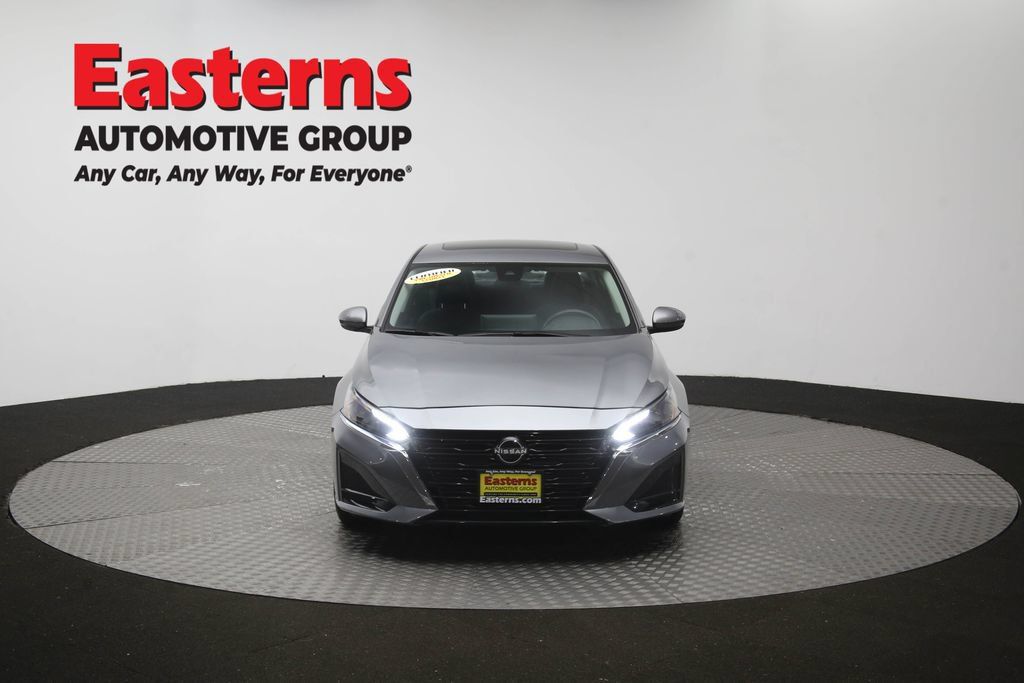 Used 2023 Nissan Altima 2.5 SV w/ SV Premium Package FWD image 52