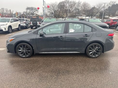 New 2026 Toyota Corolla SE w/ SE Package image 4