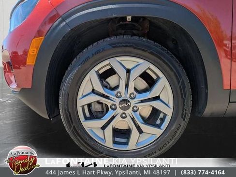 Certified 2024 Kia Seltos S AWD/4WD image 33