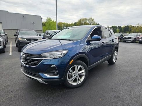 Used 2020 Buick Encore GX Preferred w/ Cold Weather Comfort Package AWD/4WD image 1