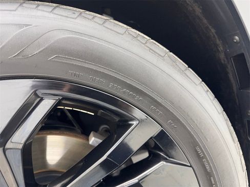 Used 2023 Volkswagen Atlas SE w/ Panoramic Sunroof Package image 88