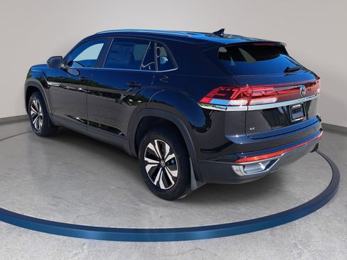 New 2026 Volkswagen Atlas Cross Sport SE FWD image 7