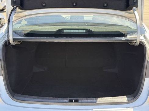 Used 2025 Toyota Corolla LE FWD image 30