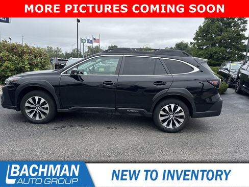 Used 2024 Subaru Outback Limited AWD/4WD image 9