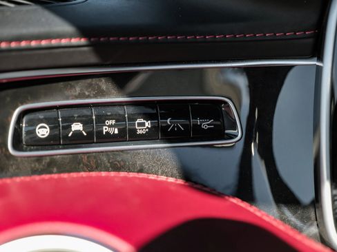 Used 2017 Mercedes-Benz S 550 Cabriolet image 36