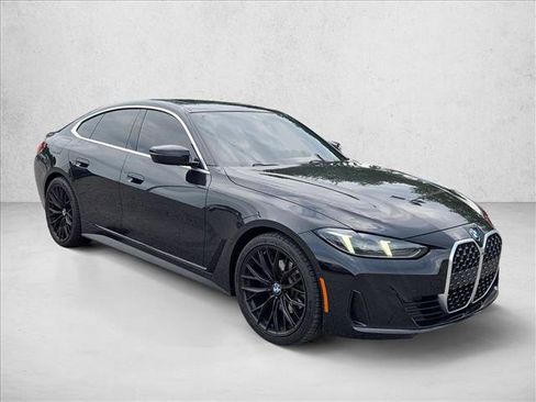 Used 2025 BMW 430i w/ Premium Package RWD image 3