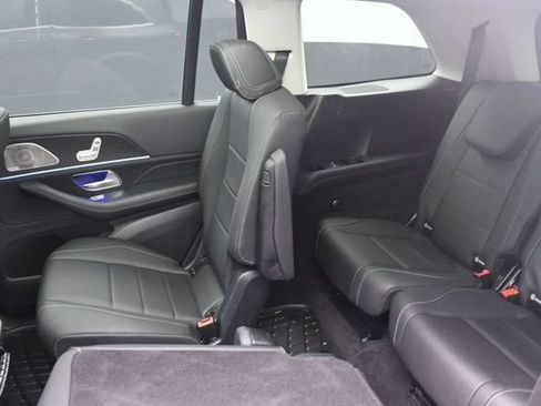 Certified 2026 Mercedes-Benz GLS 450 4MATIC image 22