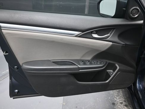 Used 2016 Honda Civic EX-L image 13