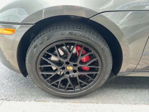 Used 2018 Porsche Macan GTS AWD/4WD image 31