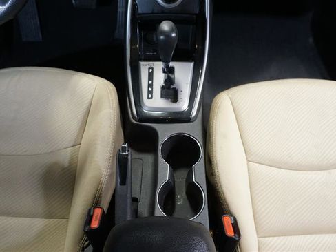Used 2013 Hyundai Elantra GLS image 11