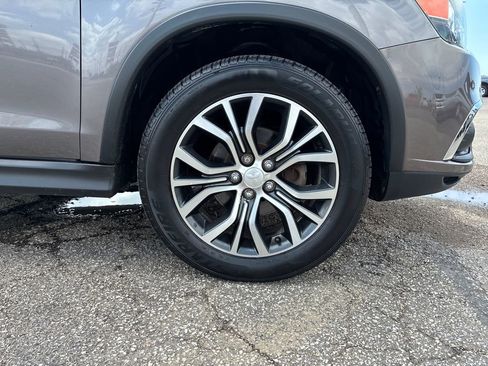 Used 2019 Mitsubishi Outlander Sport ES AWD/4WD image 9