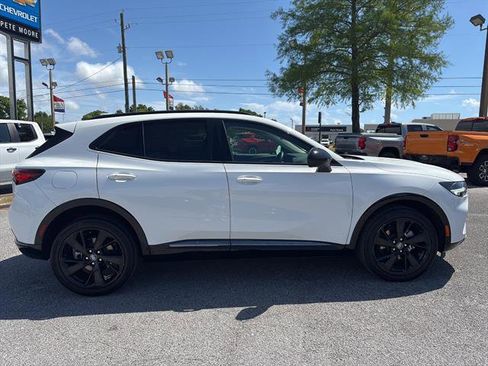 Used 2022 Buick Envision Preferred FWD image 4