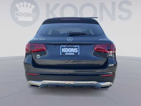 Used 2021 Mercedes-Benz GLC 300 4MATIC w/ Premium Package image 15