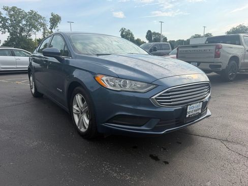 Used 2018 Ford Fusion S FWD image 4