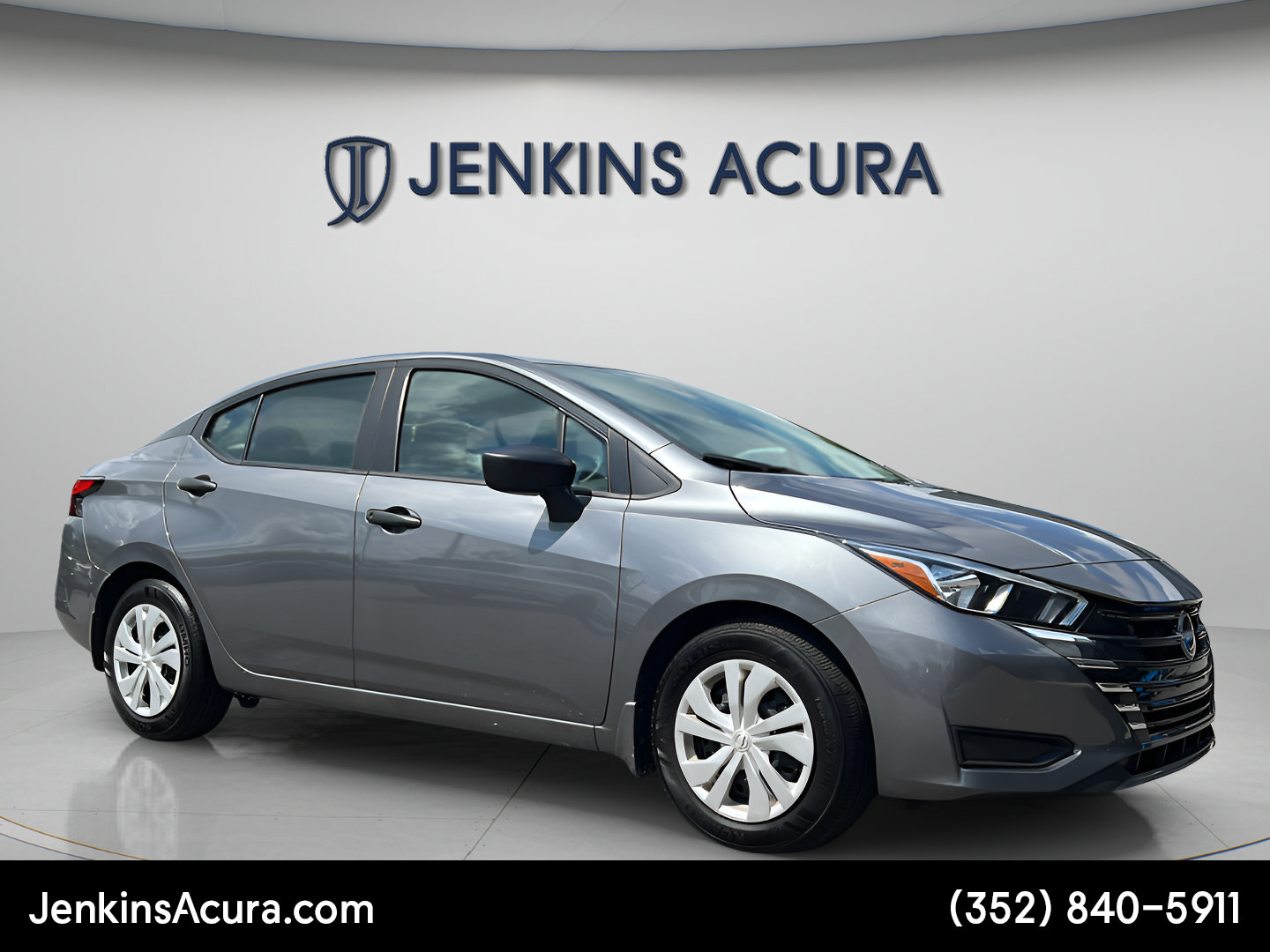 Used 2024 Nissan Versa S w/ Trunk Package FWD image 1