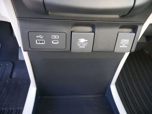 New 2026 Honda Odyssey Touring image 21