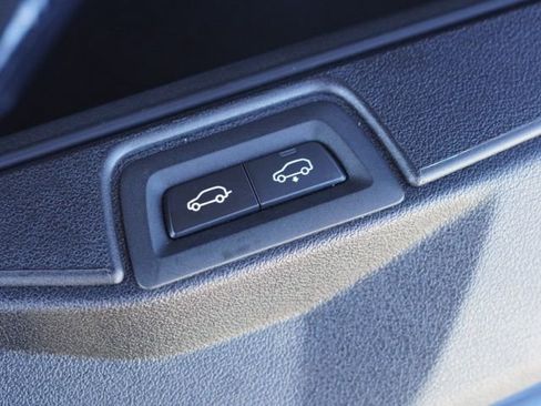 Used 2024 BMW X7 xDrive40i w/ M Sport Package AWD/4WD image 49