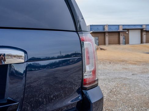 Used 2018 GMC Yukon Denali w/ Denali Ultimate Package image 12