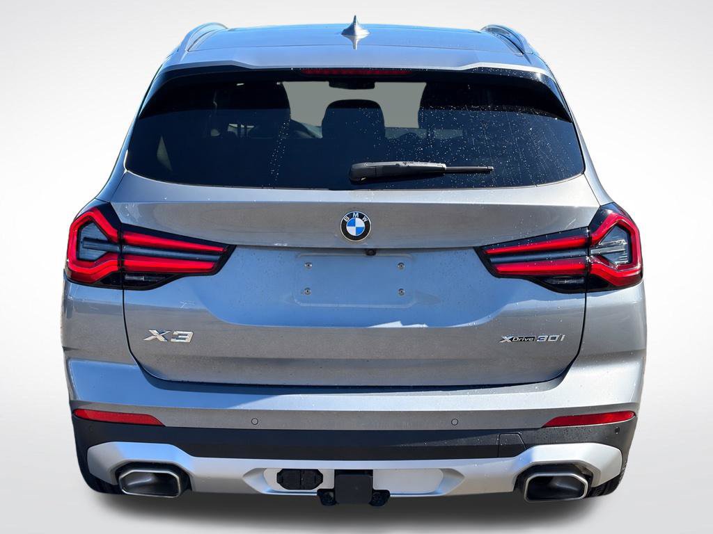 Used 2024 BMW X3 xDrive30i w/ Premium Package w/ZPA AWD/4WD image 7
