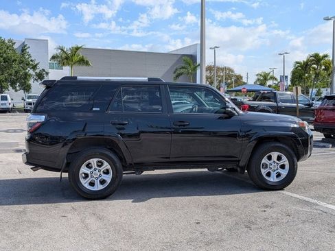 Used 2023 Toyota 4Runner SR5 Premium w/ Moonroof Package image 4