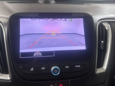 Used 2025 Chevrolet Malibu LT FWD image 14