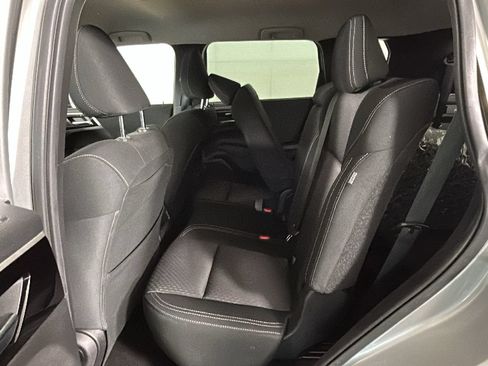 Used 2022 Mitsubishi Outlander ES AWD/4WD image 29