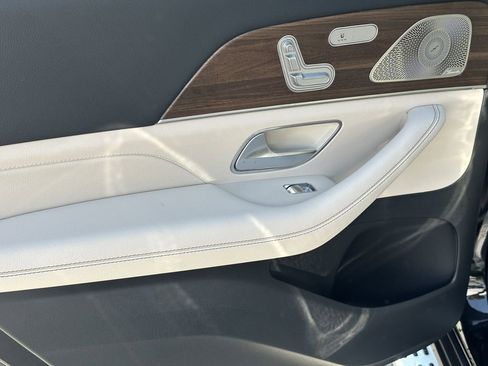 New 2026 Mercedes-Benz GLS 450 4MATIC image 26