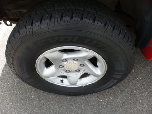 Used 2004 Toyota Tacoma PreRunner image 23