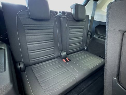 Used 2022 Volkswagen Tiguan S FWD image 18