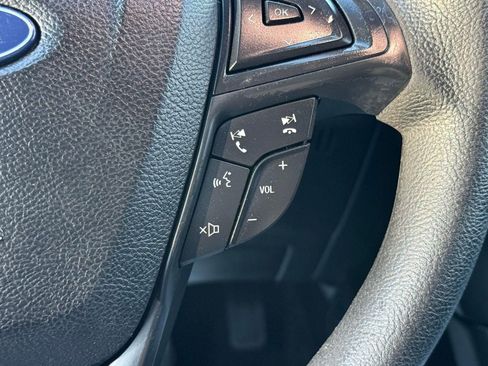 Used 2017 Ford Edge SE AWD/4WD image 37