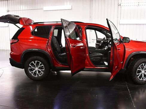 Used 2024 GMC Acadia AT4 w/ LPO, Floor Liner Package image 31