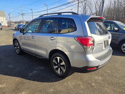 Used 2018 Subaru Forester 2.5i Premium w/ All-Weather Package AWD/4WD image 38