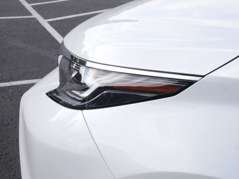 Certified 2025 Toyota Sienna XLE w/ XLE Plus Package AWD/4WD image 16