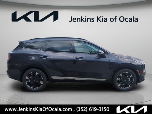 New 2026 Kia Sportage SX FWD image 2