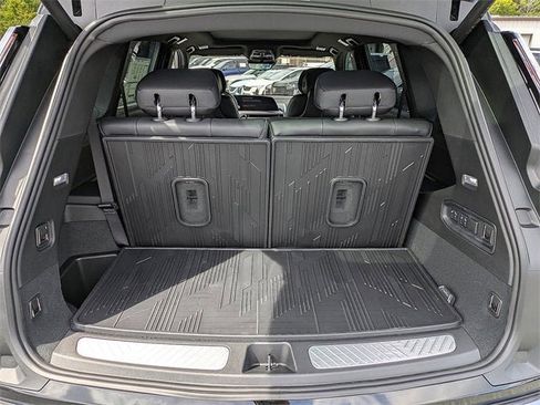 New 2026 Cadillac Vistiq Sport w/ LPO, Floor Liner Package image 12