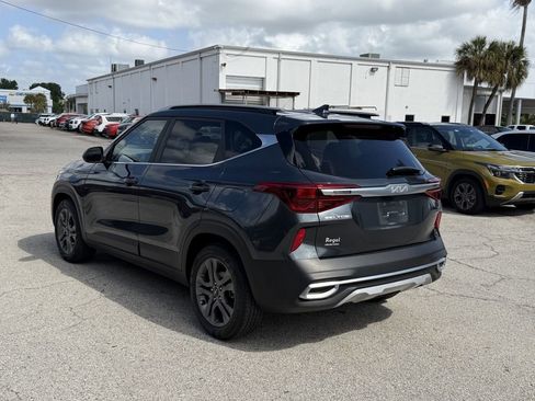 Certified 2023 Kia Seltos S w/ Navigation Package image 7