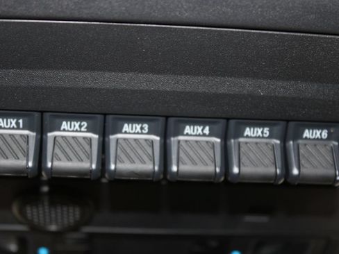 Used 2024 Ford Bronco Badlands AWD/4WD image 43