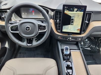 New 2026 Volvo XC60 T8 Plus w/ Climate Package PRO